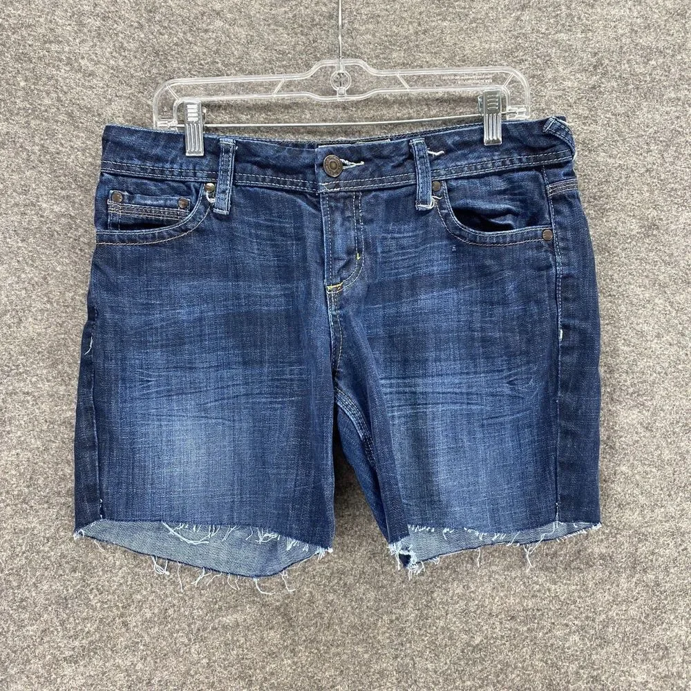 Maurices Shorts Women XS Blue Denim Medium Wash Mid Rise Morgan New Boot Cut Off
